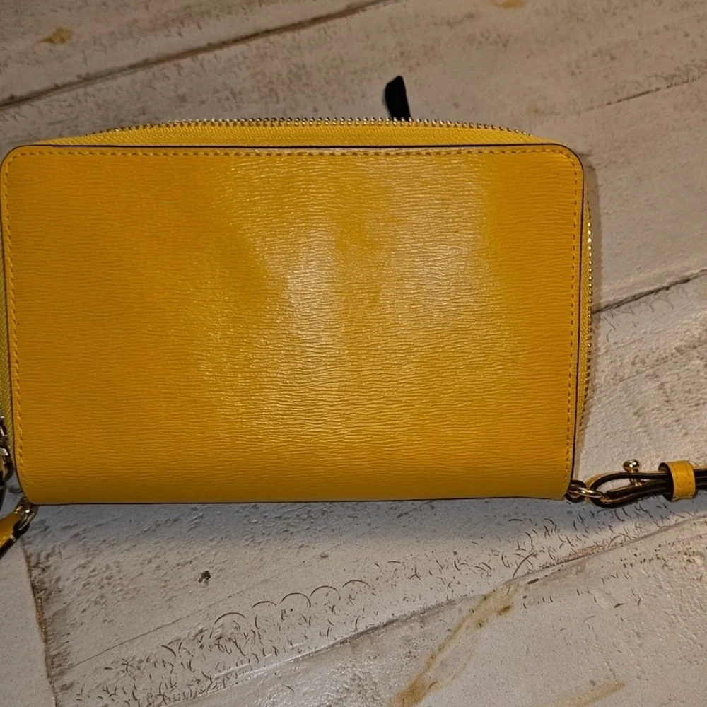 Lauren Ralph Lauren Yellow Wristlet Clutch - Picture 4 of 5